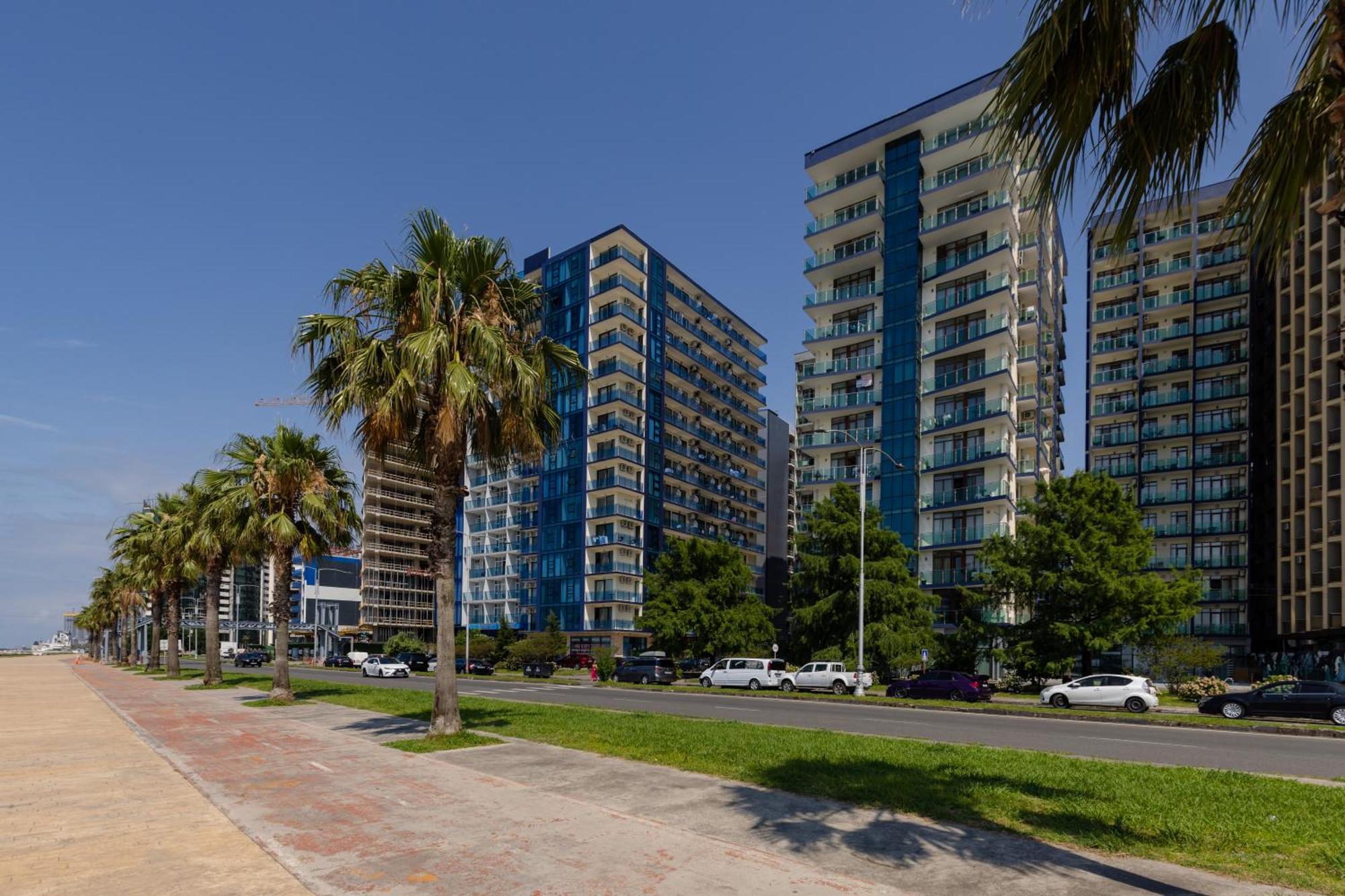 Aqua Batumi Hotel & Apartments Экстерьер фото